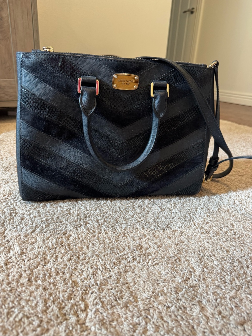 Michael Kors Kellen Chevron medium saffiano Leather Satchel with Gold Hardwar
